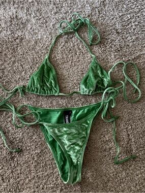 Triangl Gren Velvet Bikini
